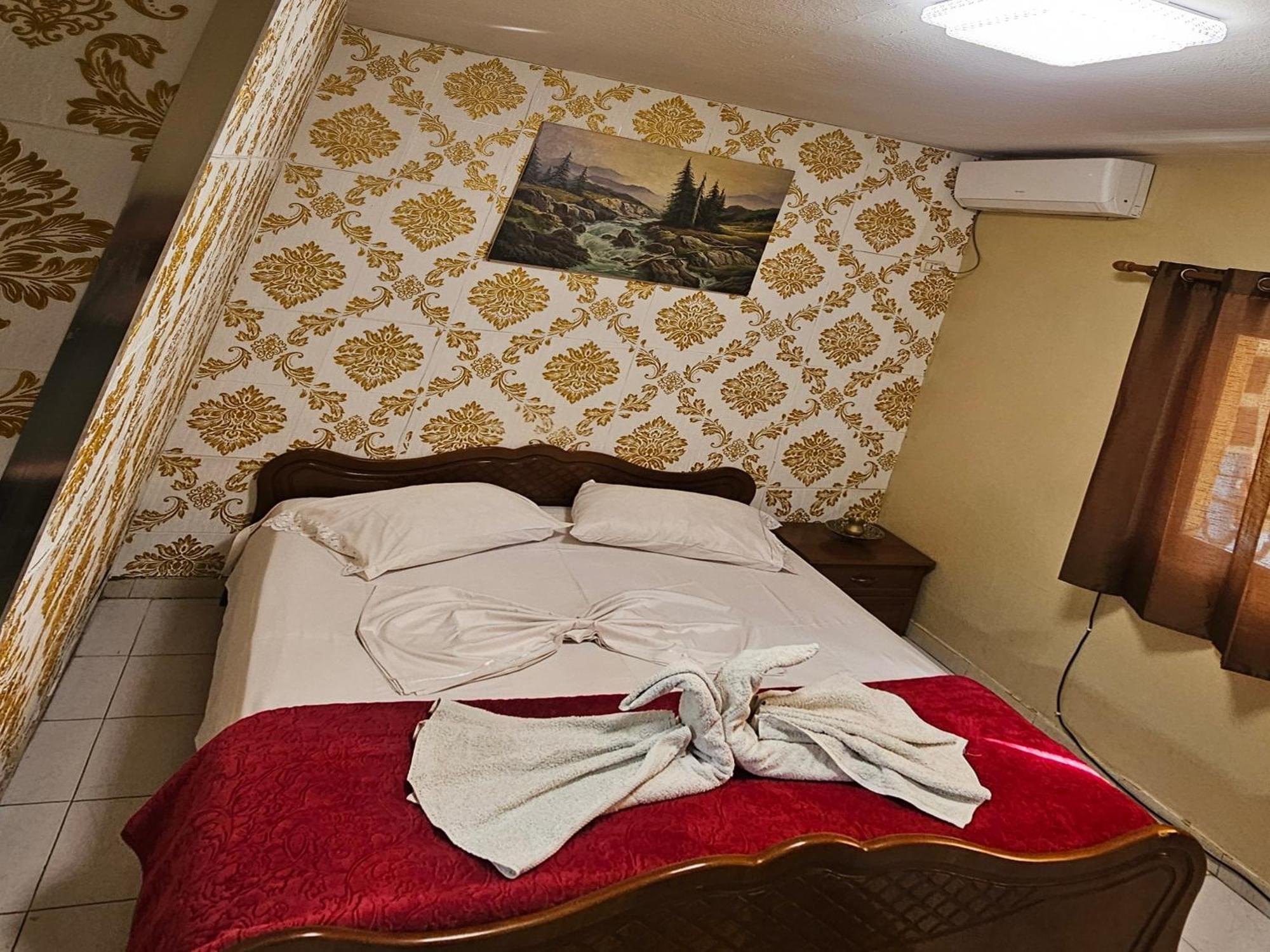 Dafina Hotel Tirana Cameră foto